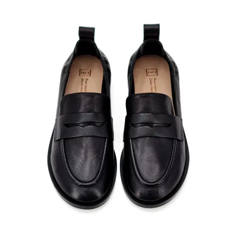 Лоферы женские