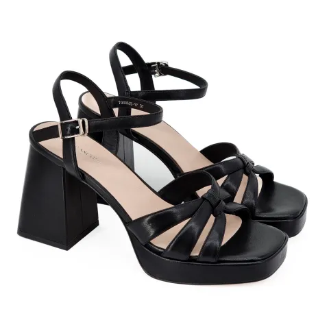 Босоножки женские