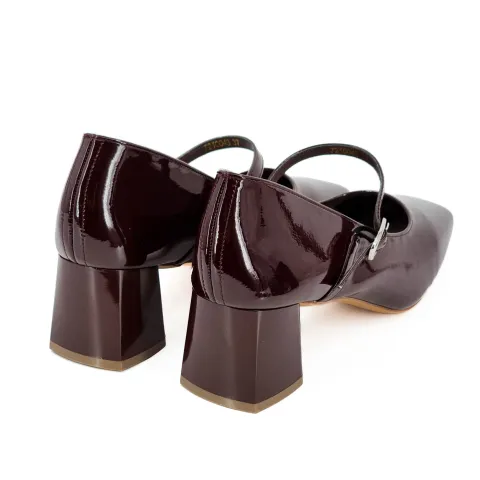 Туфли женские