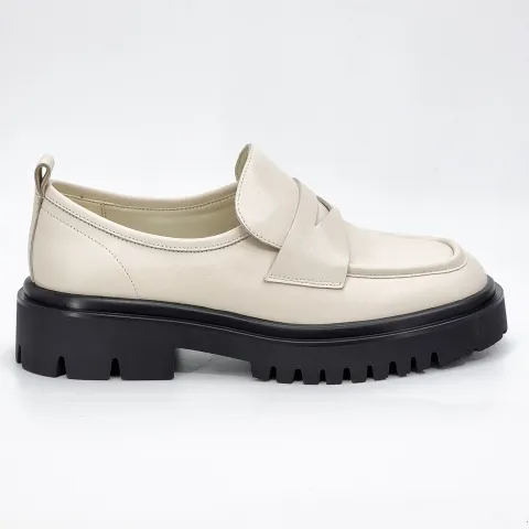 Лоферы женские