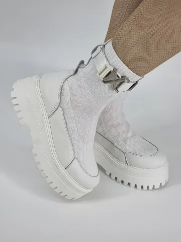 Ботинки женские