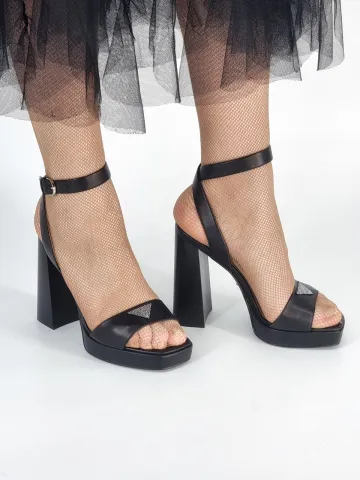 Босоножки женские