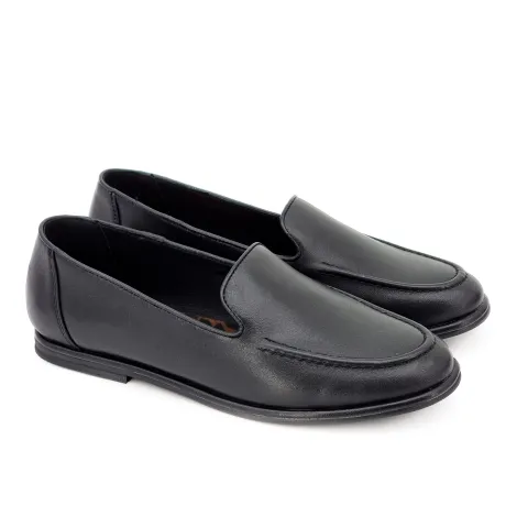 Лоферы женские