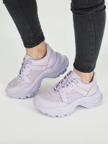 Кроссовки женские