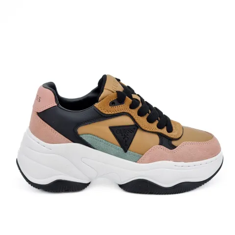 Кроссовки женские