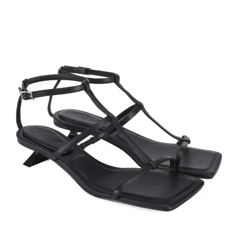 Босоножки женские