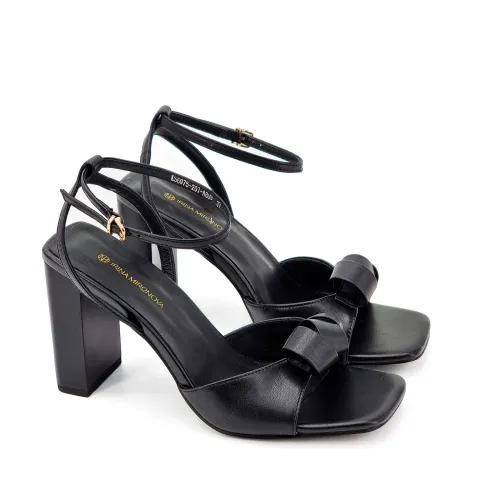 Босоножки женские