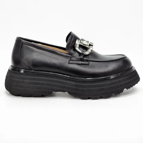 Лоферы женские