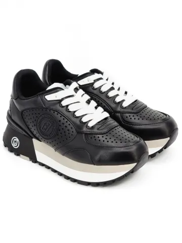 Кроссовки женские