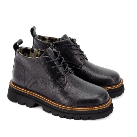 Ботинки женские