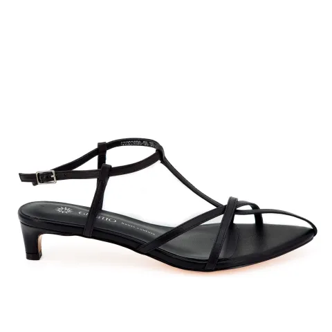 Босоножки женские