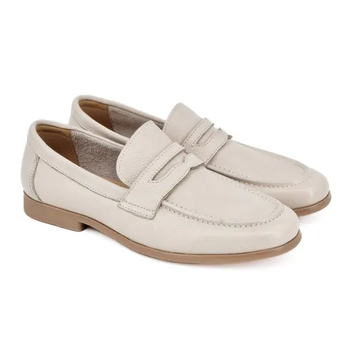 Лоферы женские