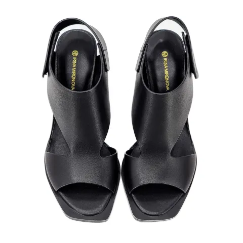 Босоножки женские