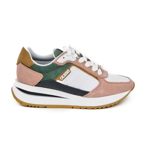 Кроссовки женские