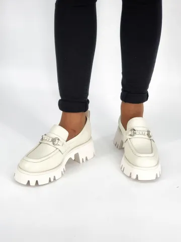 Лоферы женские