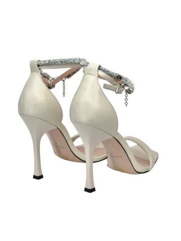 Босоножки женские