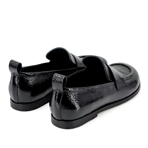 Лоферы женские