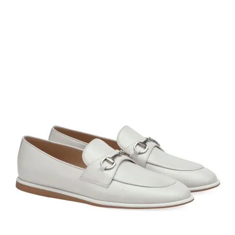 Лоферы женские