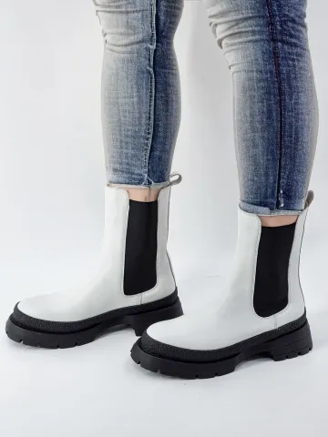 Ботинки женские