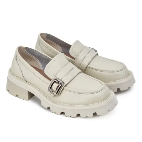 Лоферы женские