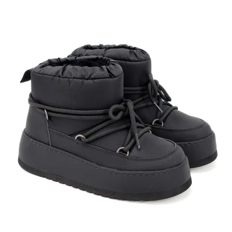 Дутики женские