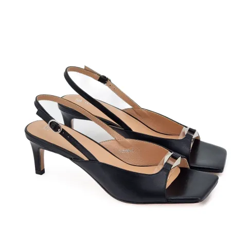 Босоножки женские