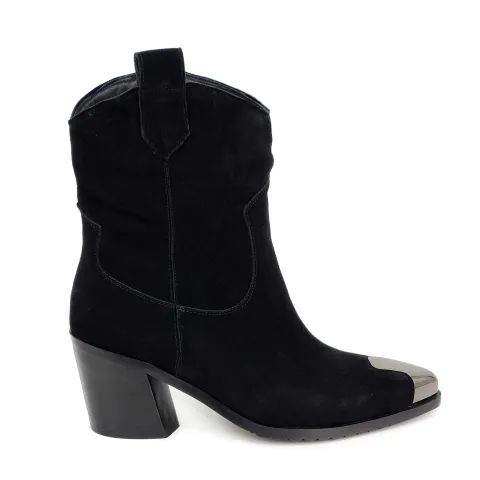 Казаки женские