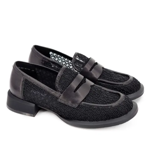 Лоферы женские