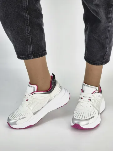 Кроссовки женские