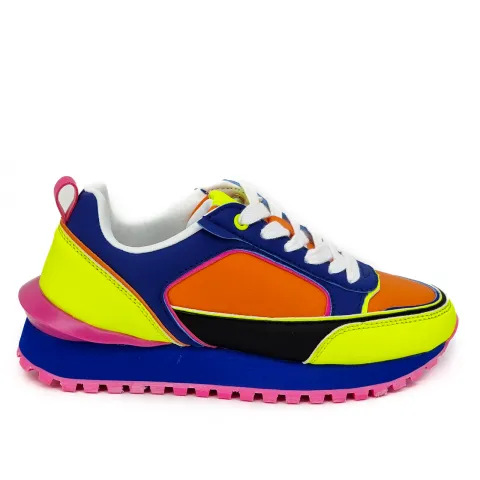 Кроссовки женские