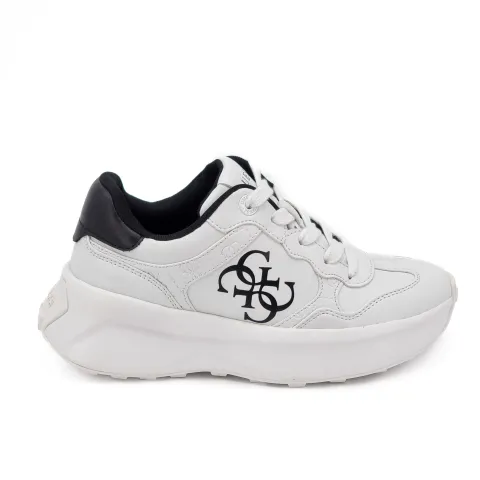 Кроссовки женские