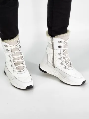 Дутики женские