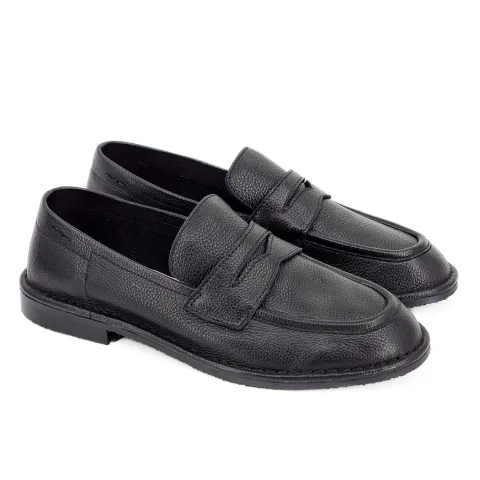 Лоферы женские