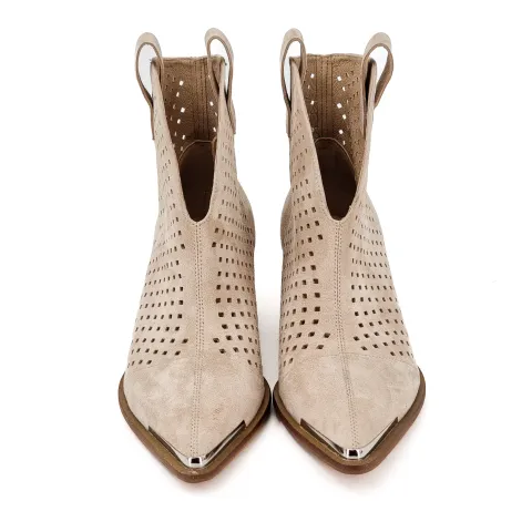 Казаки женские