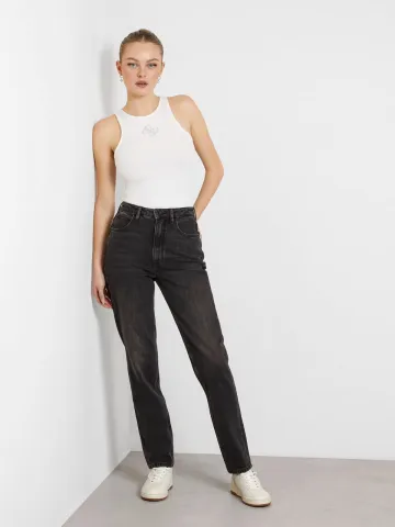 Джинсы женские