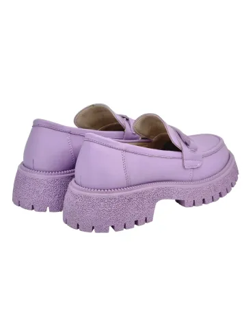 Лоферы женские