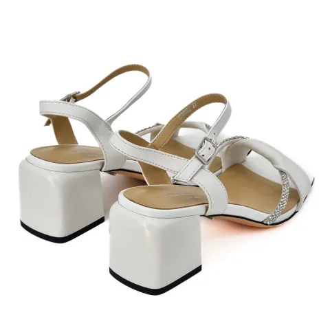 Босоножки женские