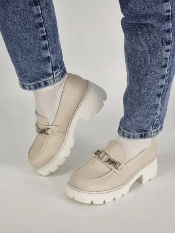 Лоферы женские