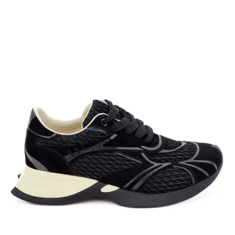 Кроссовки женские