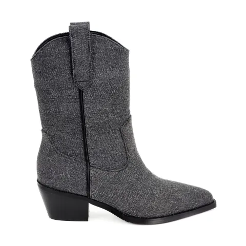 Казаки женские