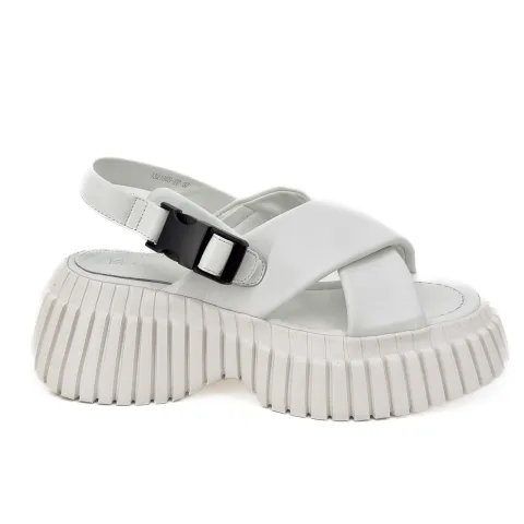 Сандалии женские