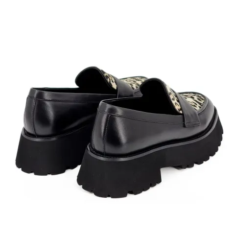 Лоферы женские