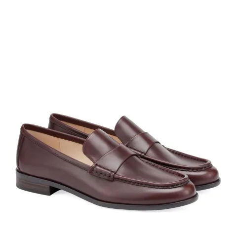 Лоферы женские