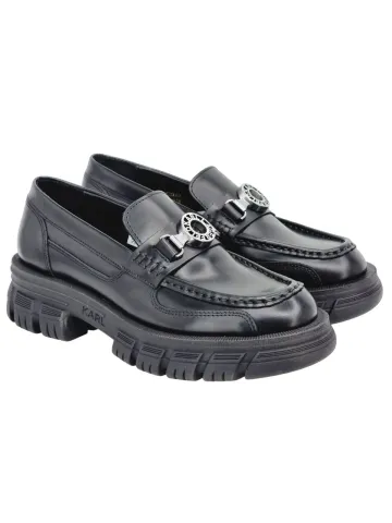 Лоферы женские