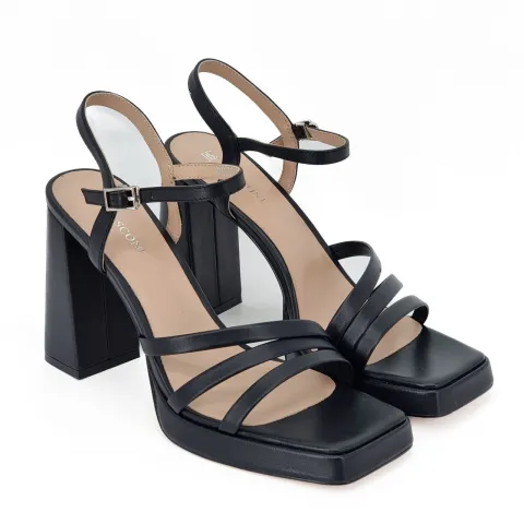 Босоножки женские