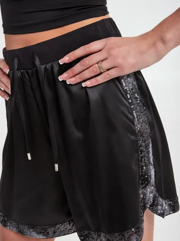 Шорты женские