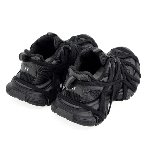 Кроссовки женские