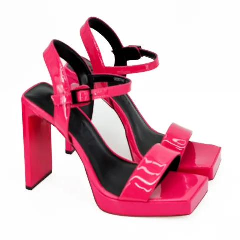 Босоножки женские