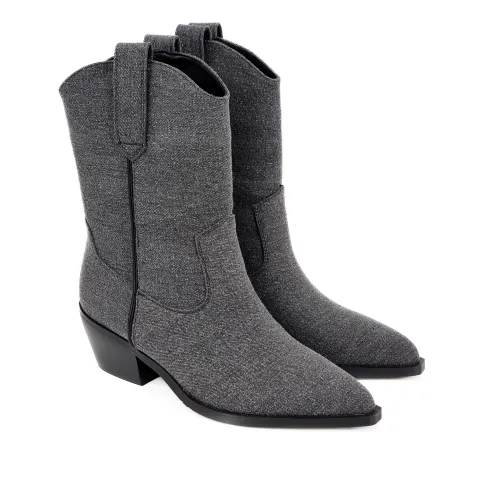 Казаки женские