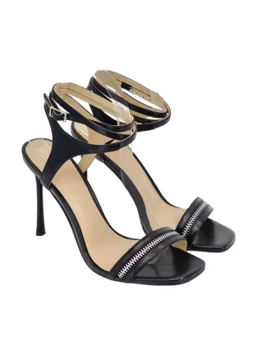 Босоножки женские